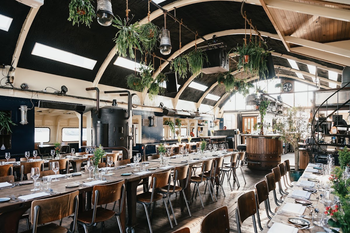 Restaurant Ferry - Food | Drinks | Events - Romantic date spot in Amsterdam