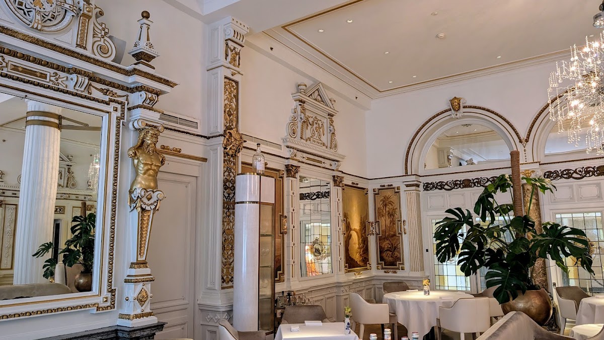 Restaurant The White Room by Jacob Jan Boerma 4