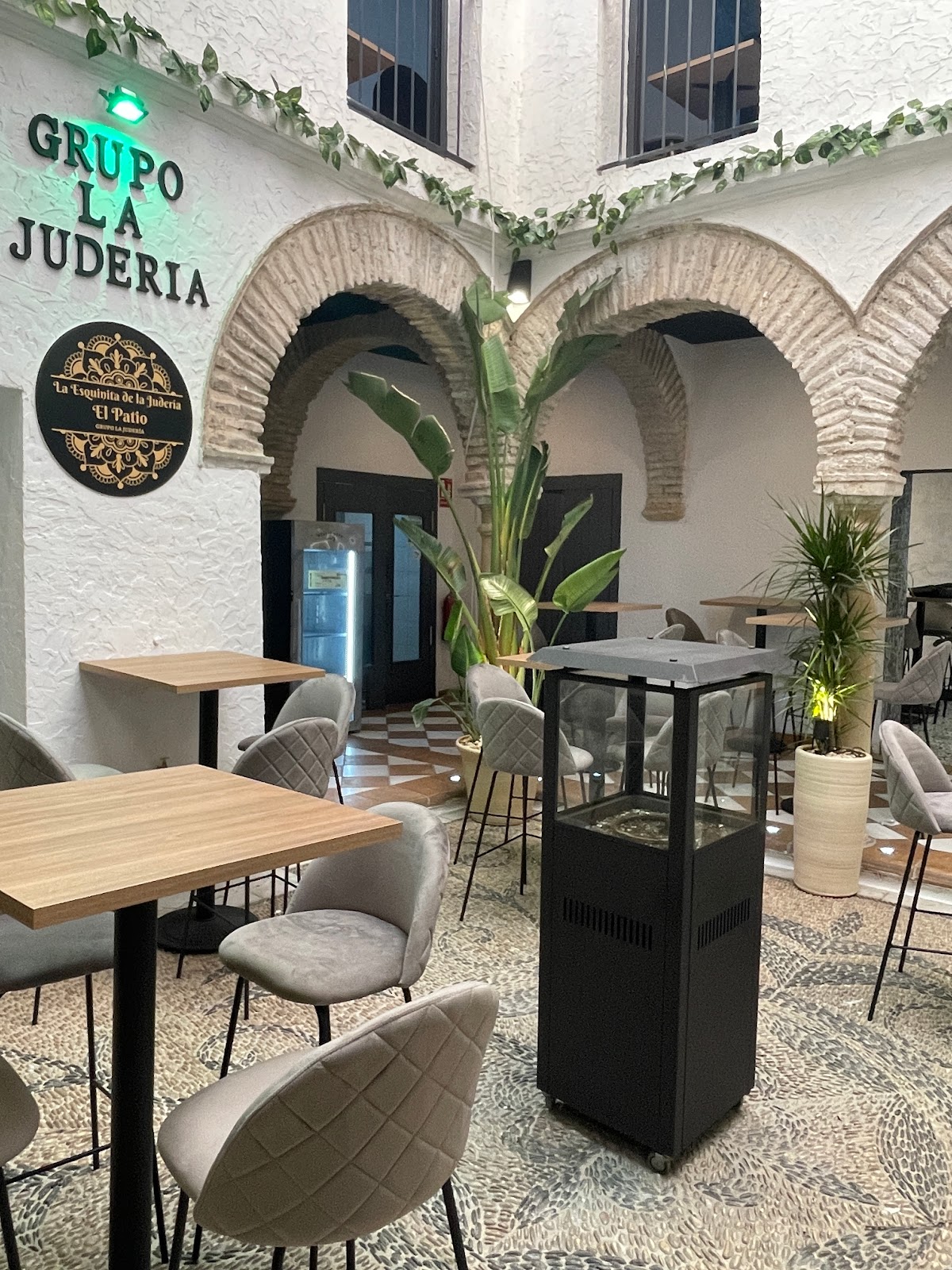 Restaurante La Esquinita de la Judería El Patio, foto 1