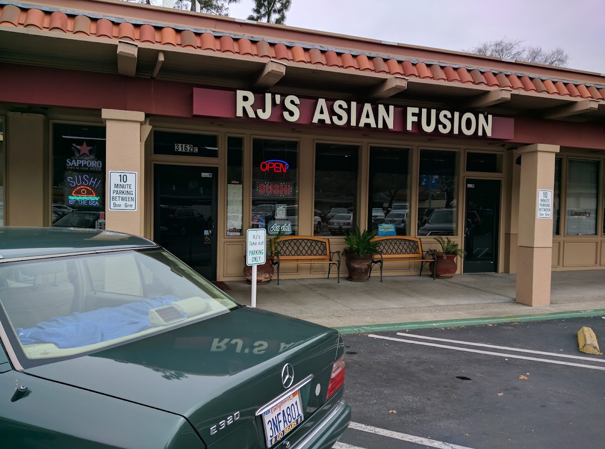 RJ’s Asian Fusion, foto 1