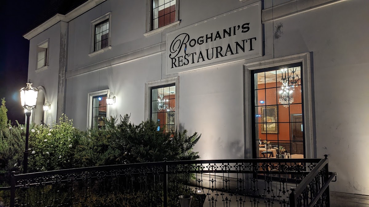 Roghani's Restaurant at Chateau des Fleurs, foto 1