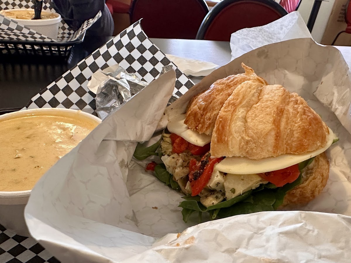 Roma Bakery & Deli 2