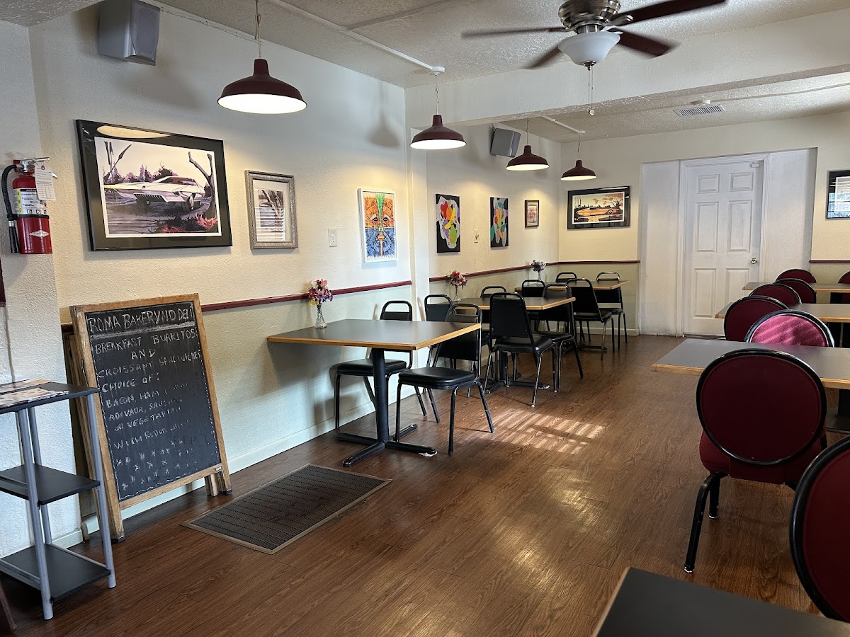 Roma Bakery & Deli 3