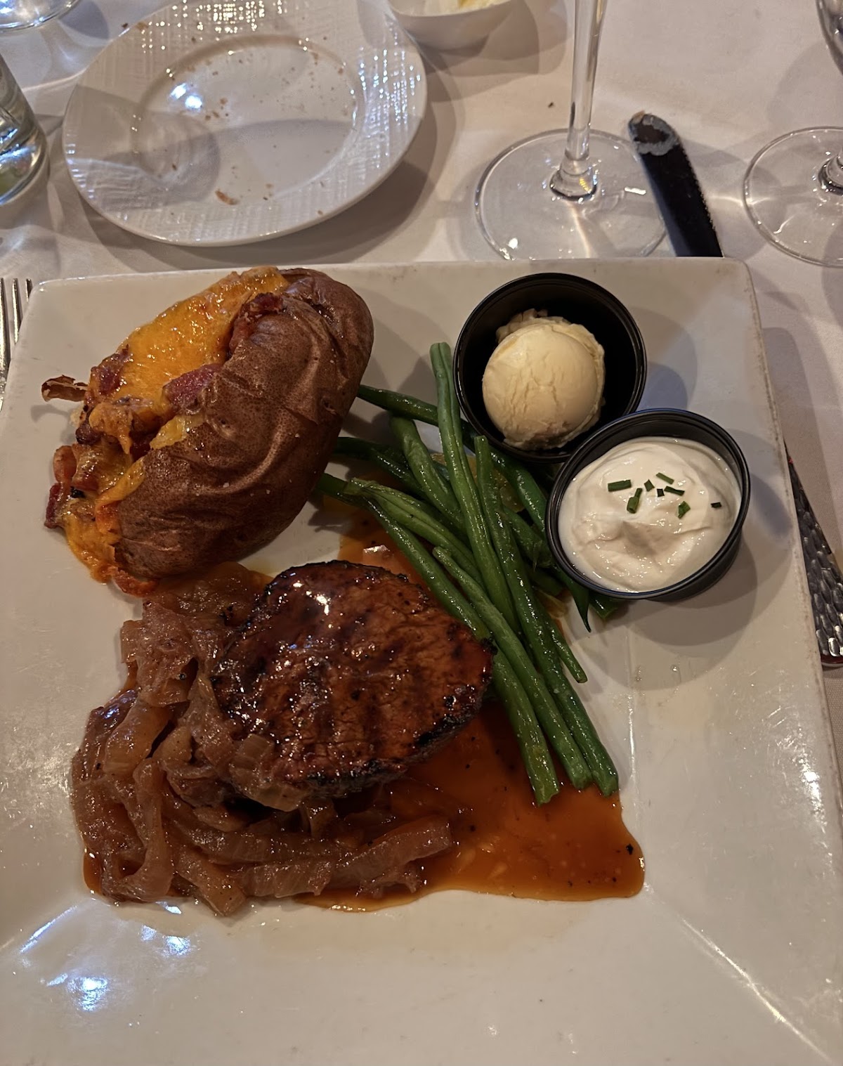 Russell's Steaks, Chops, & More, photo 4
