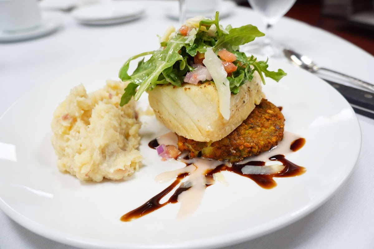 Russell's Steaks, Chops, & More, photo 2
