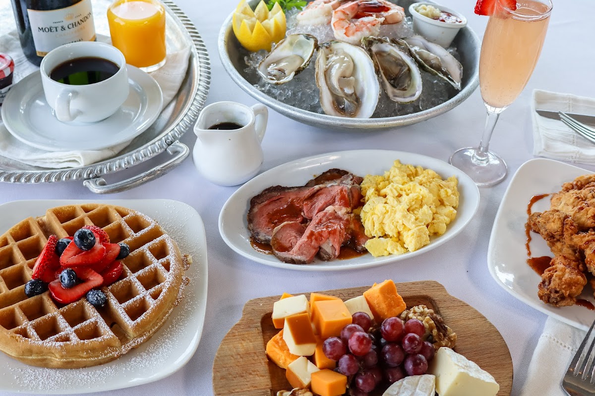 Rusty Scupper Restaurant & Bar 3