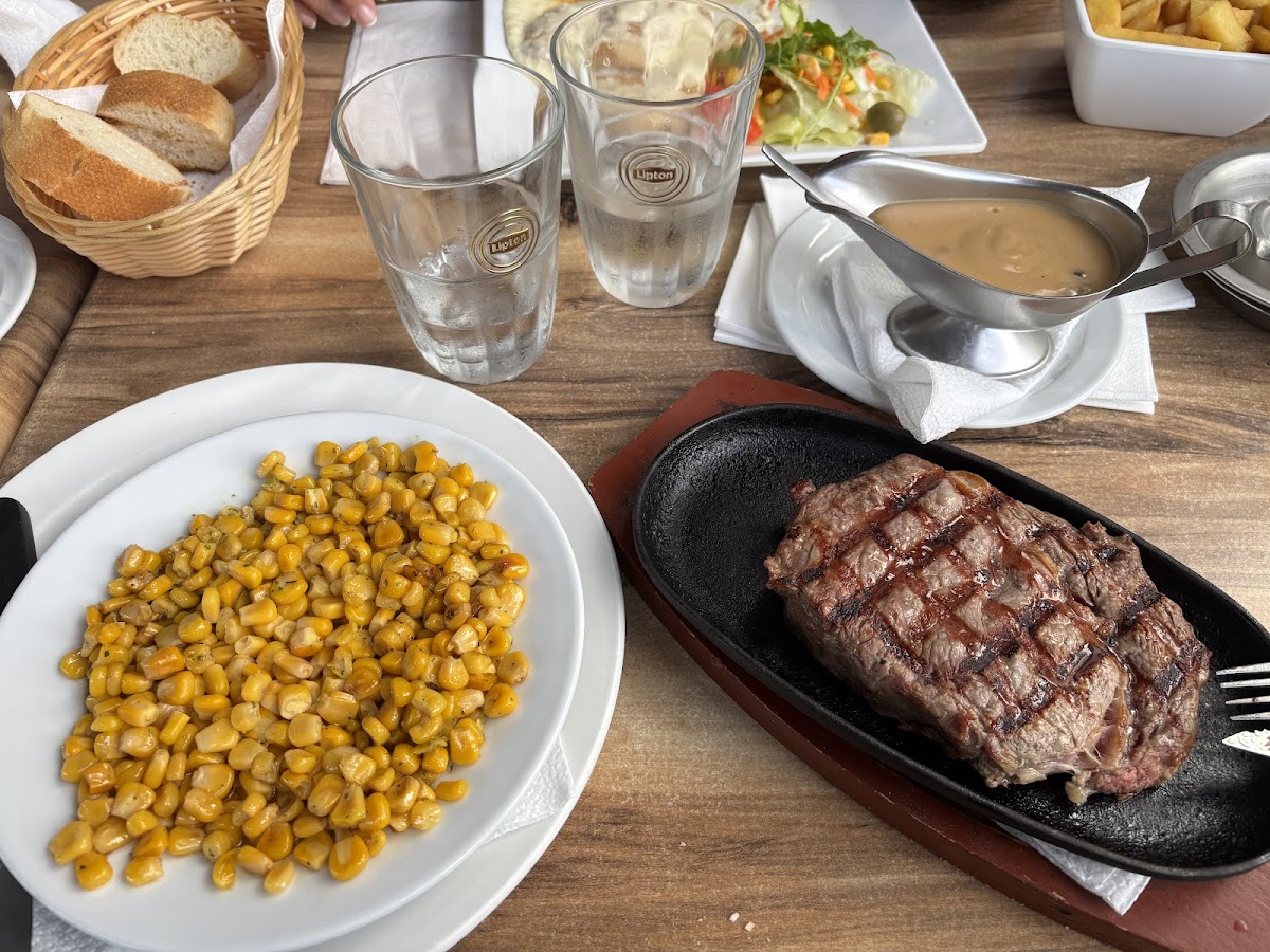 Saint Morris Argentinian Restaurant, photo 2
