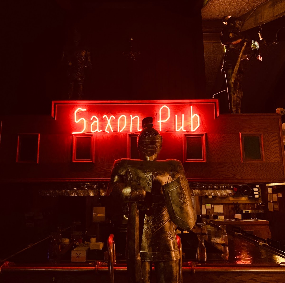 Saxon Pub - Romantic date spot in Austin