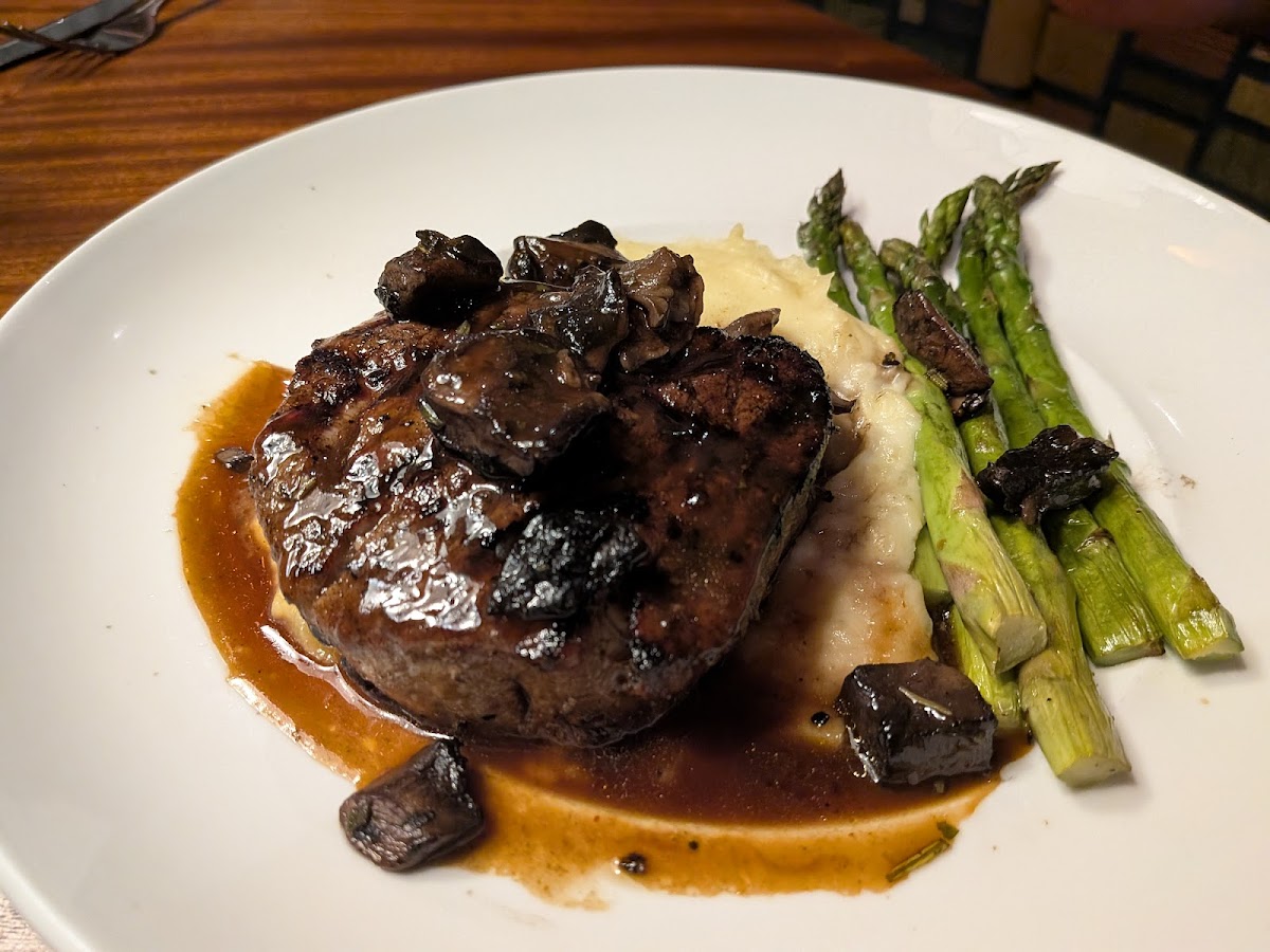 Seasons 52, foto 4