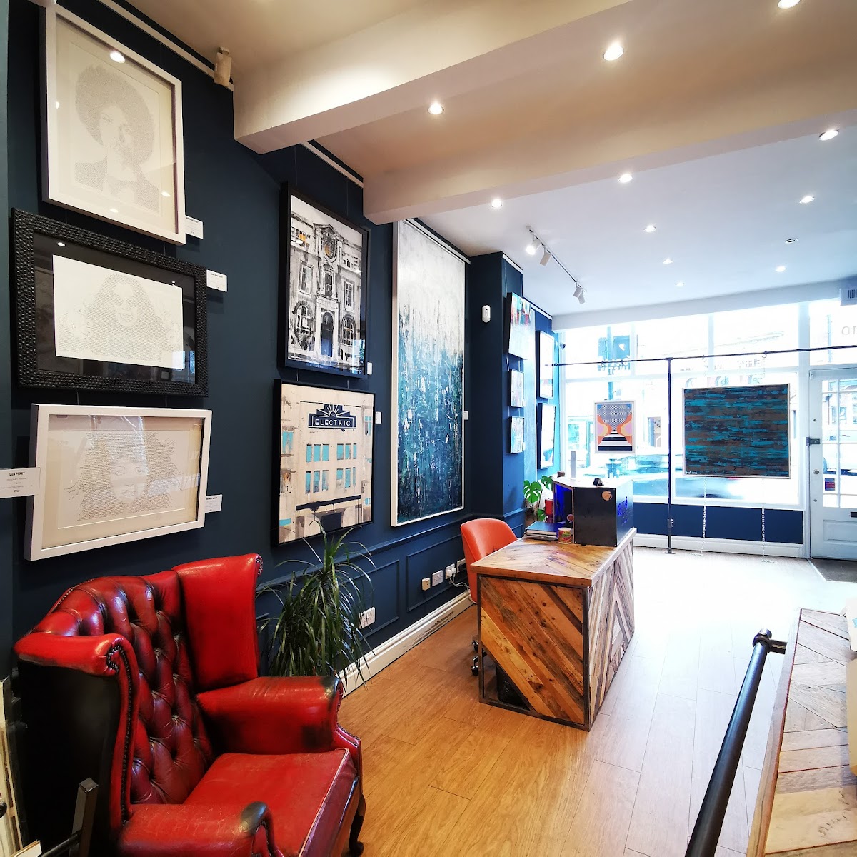 Seventh Circle - Artworks & Aesthetics Ltd, foto 2