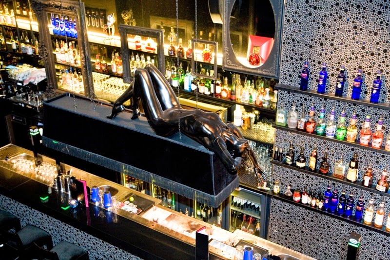 SKYY Bar Amsterdam - Romantic date spot in Amsterdam