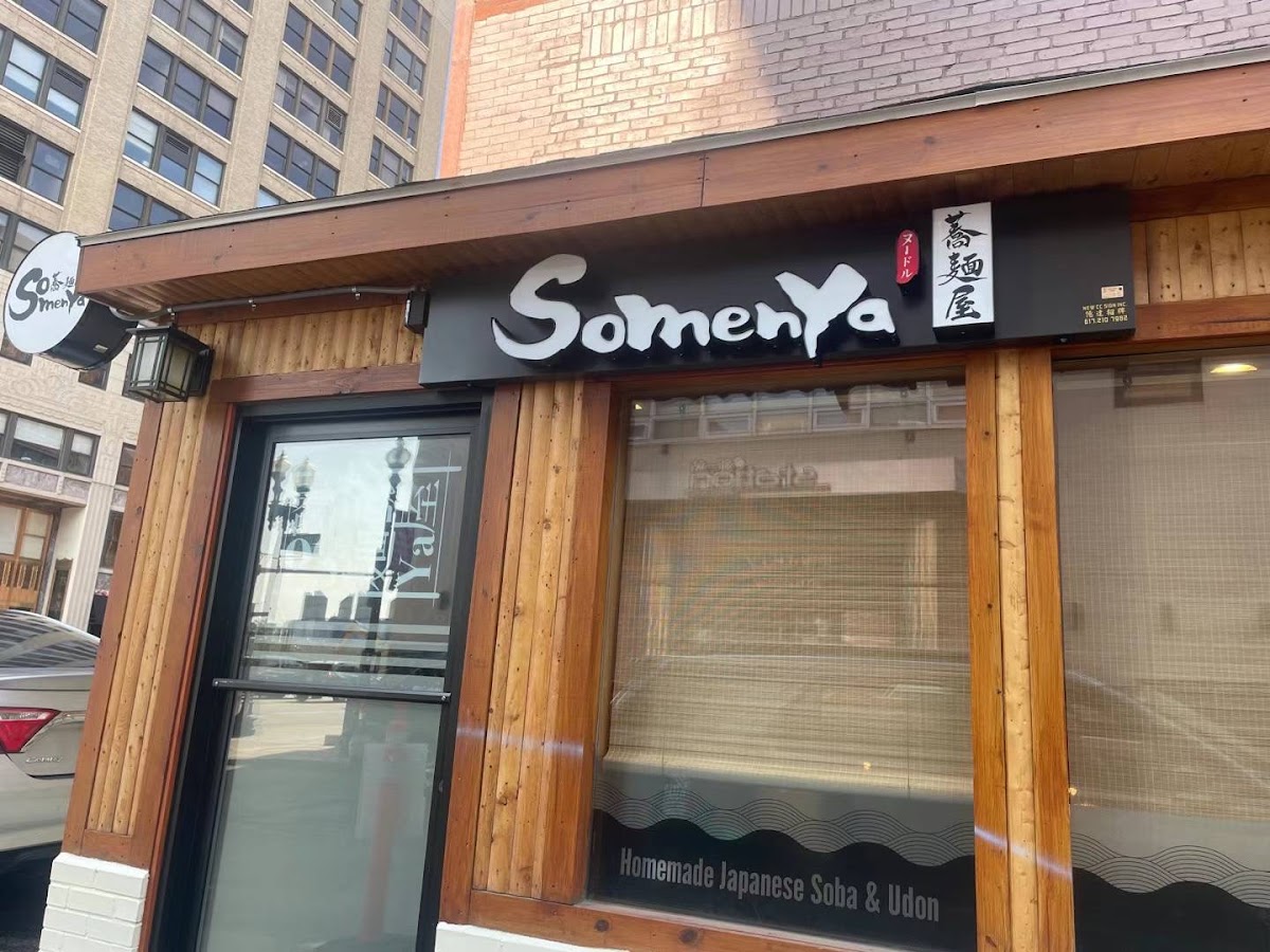 Somenya Boston - Romantic date spot in Boston