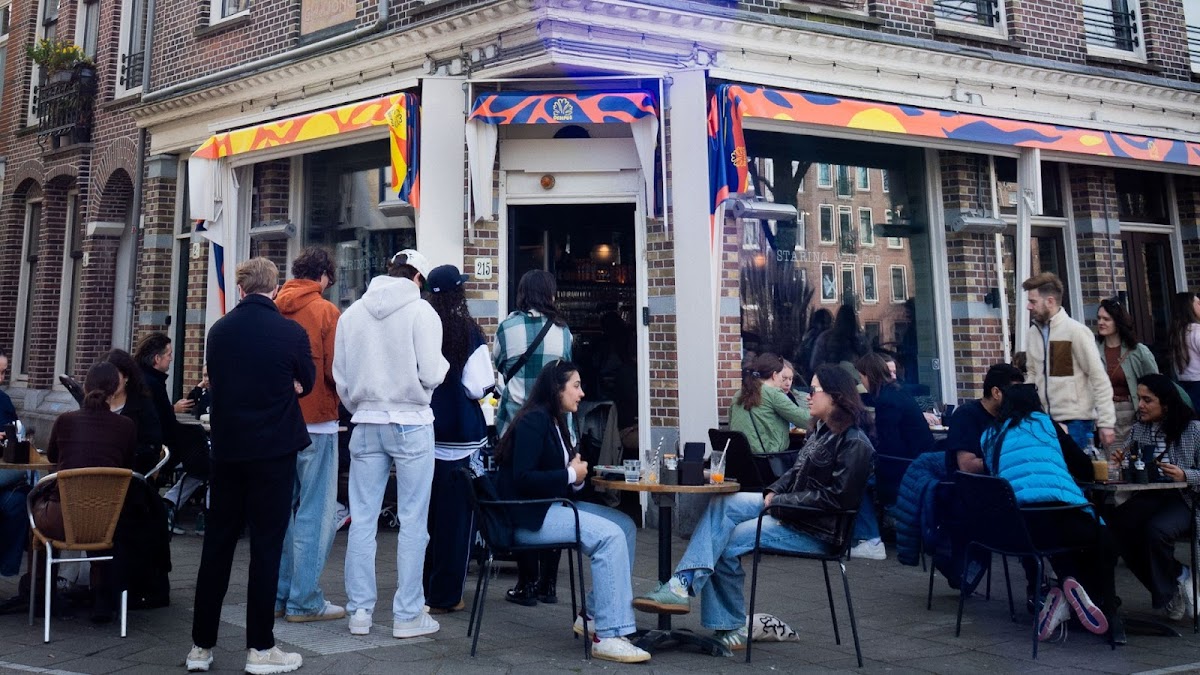 Staring at Jacob - Romantic date spot in Amsterdam