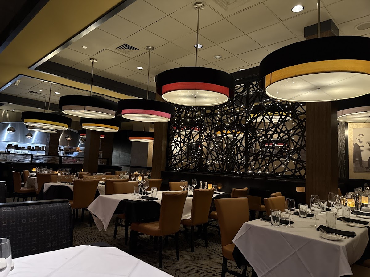 Sullivan's Steakhouse 4