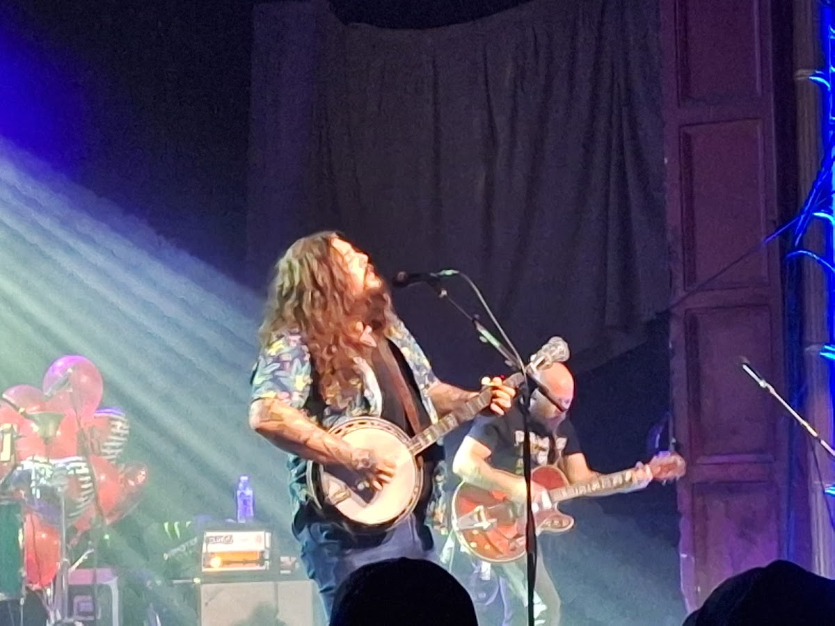 Sunshine Theater 3