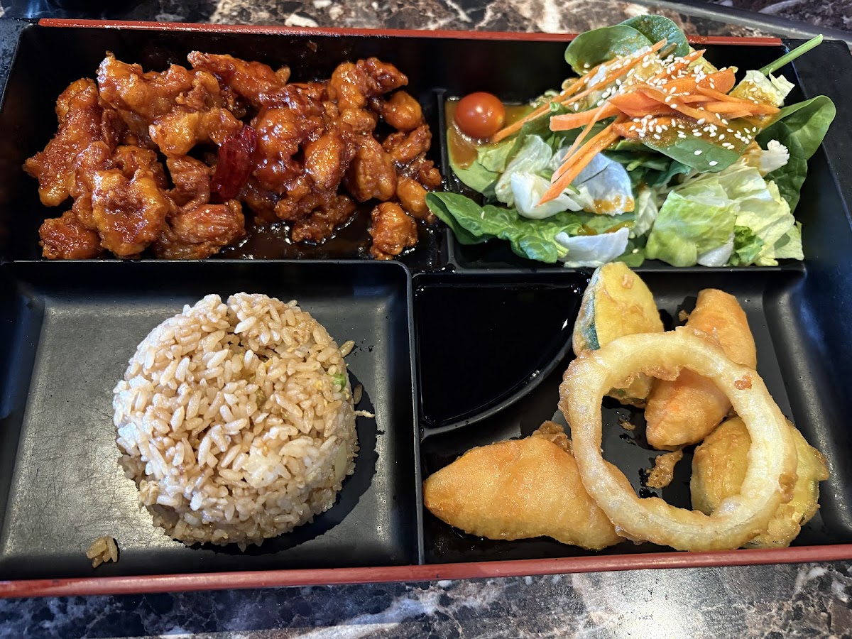 Sushi Xuan Asian Grill, photo 4