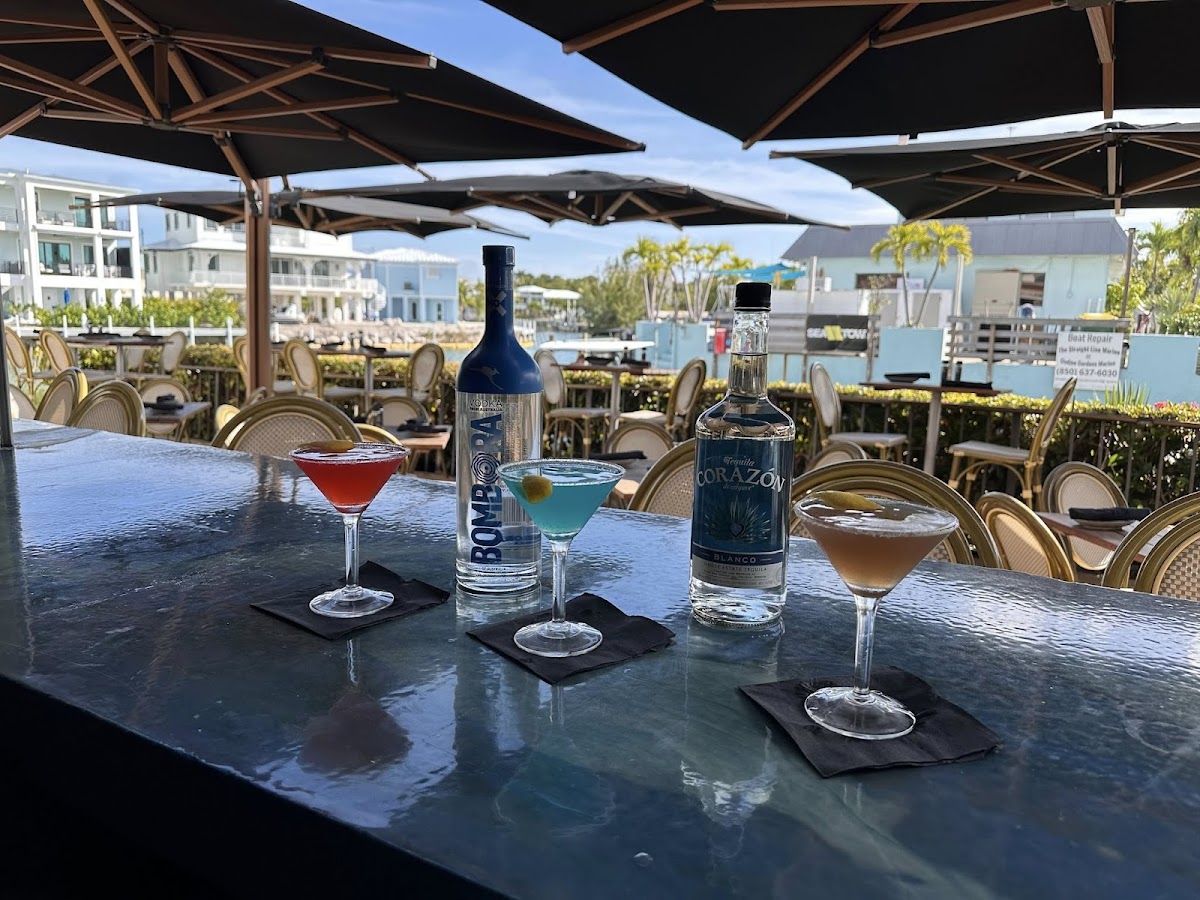 The Bent Prop Bar & Grill, foto 1