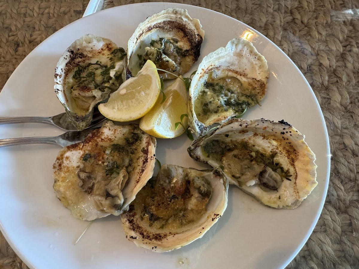 The Big Ketch Saltwater Grill - Buckhead 3