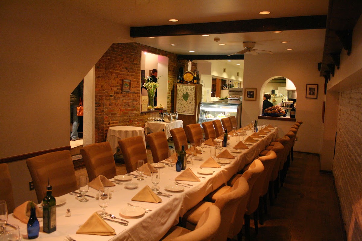 The Black Olive - Romantic date spot in Baltimore