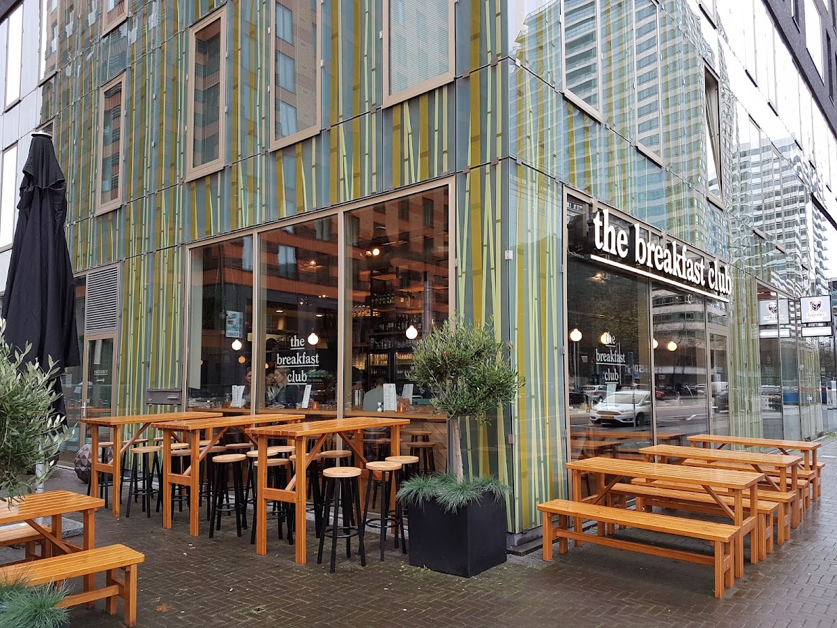 The Breakfast Club - Romantic date spot in Amsterdam