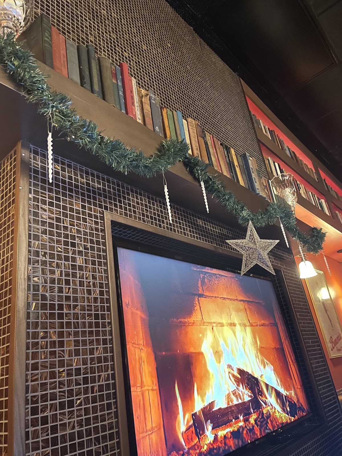 The Library Restaurant, Foto 1