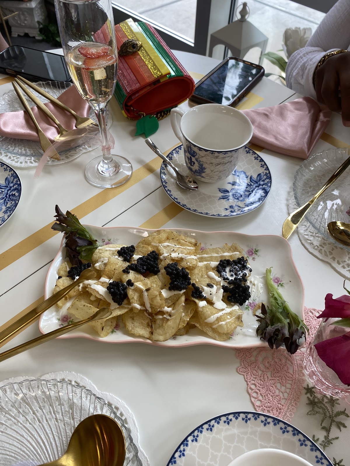 The Queens Tea Party, foto 4