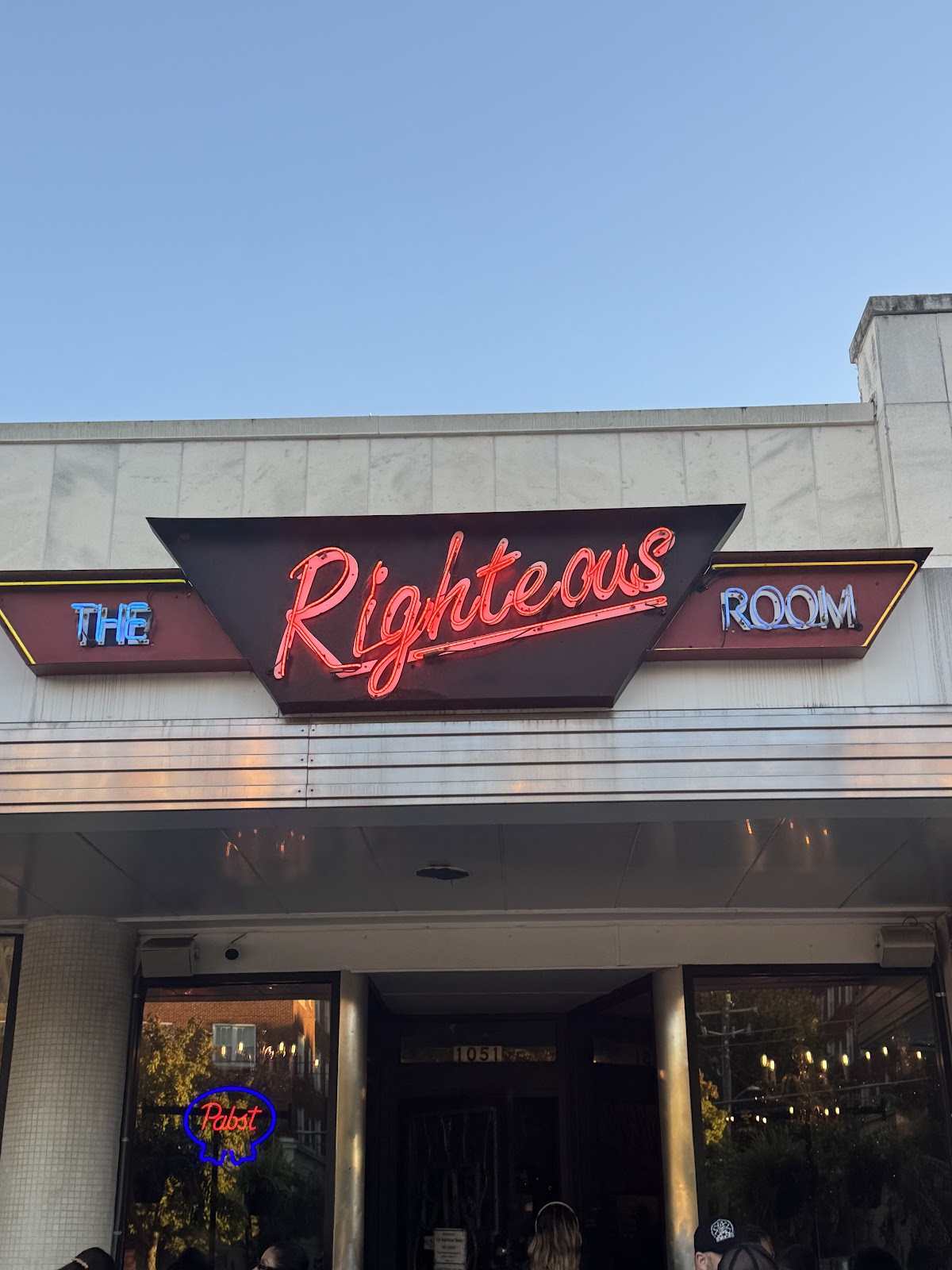 The Righteous Room, foto 4