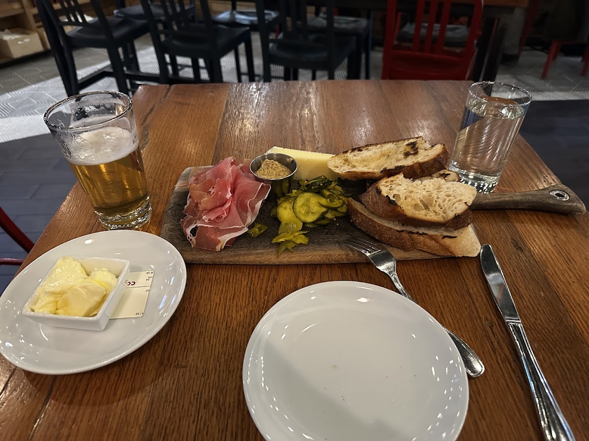 The Salty Pig 4
