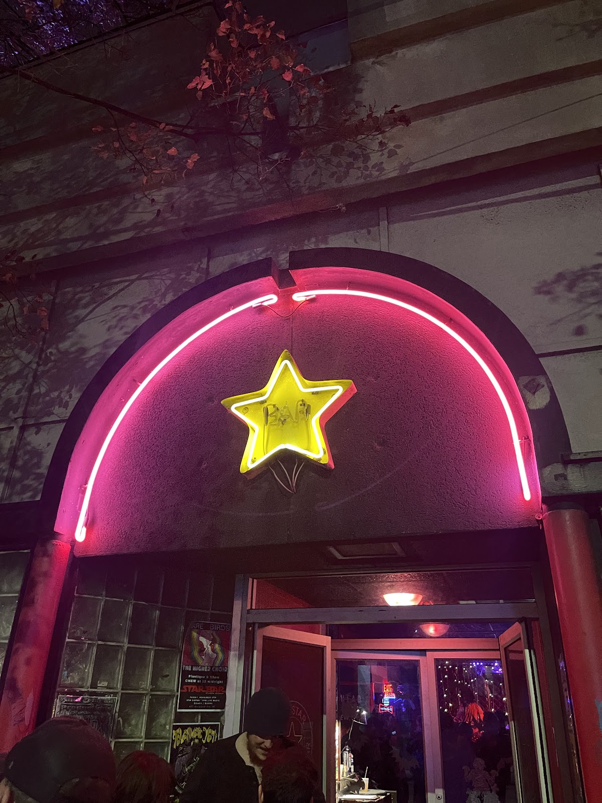 The Star Community Bar 4