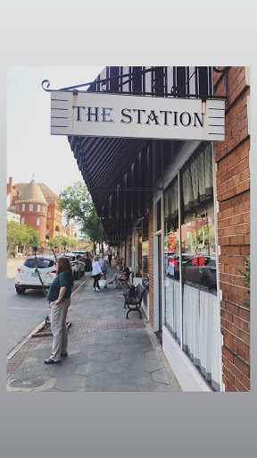 The Station, Foto 1