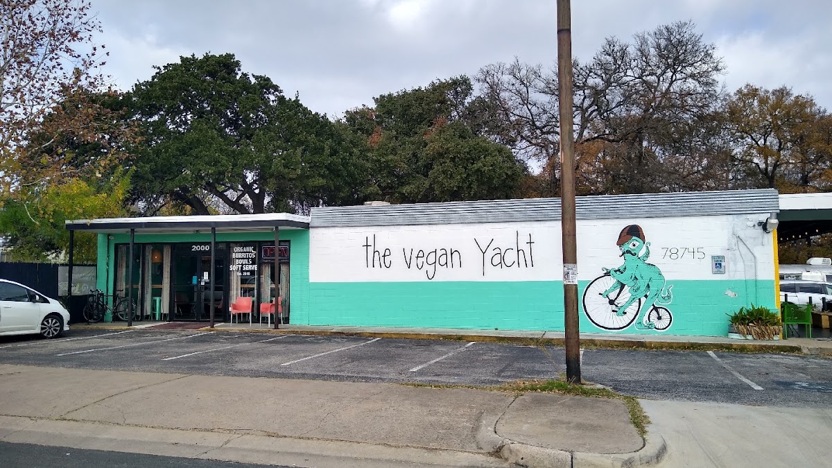 The Vegan Yacht - Romantic date spot in Austin