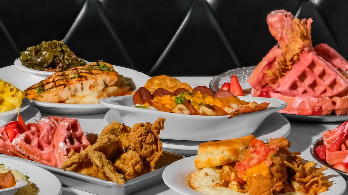 T'S BRUNCH BAR CUMBERLAND MALL 2