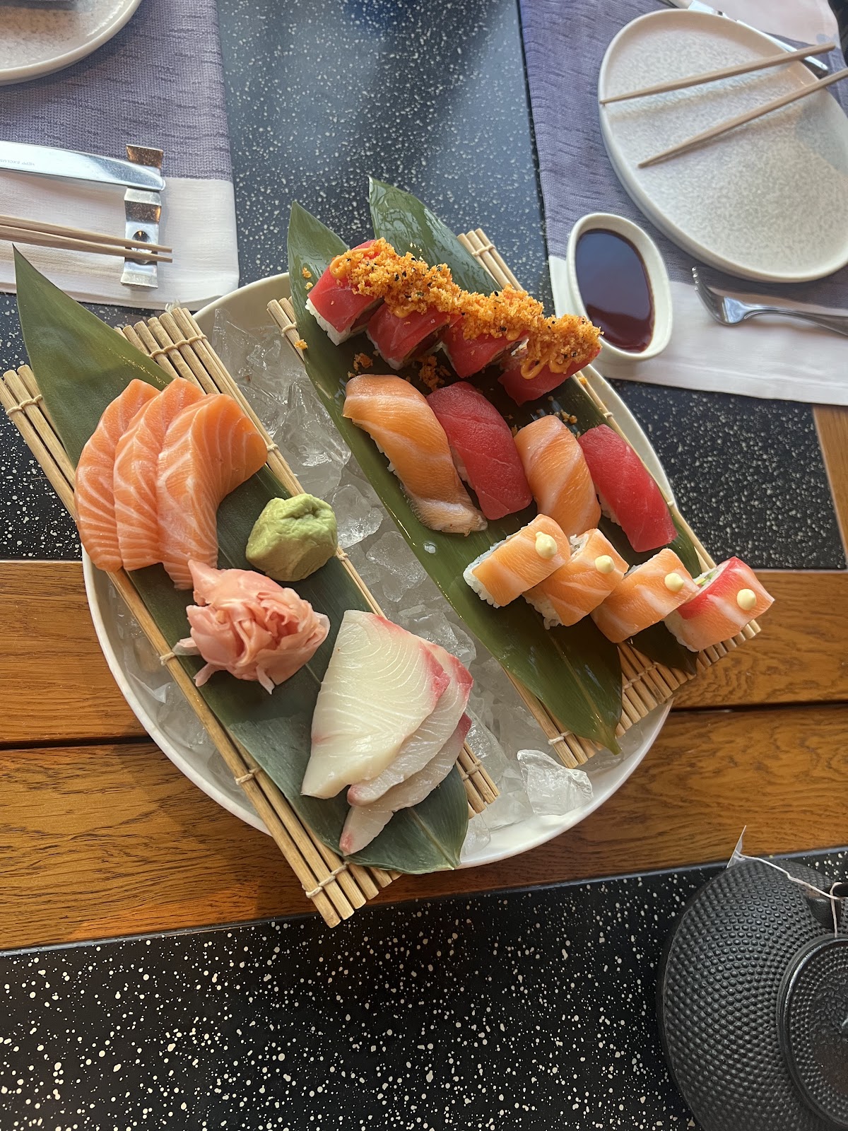 Tsuki Asian, foto 4