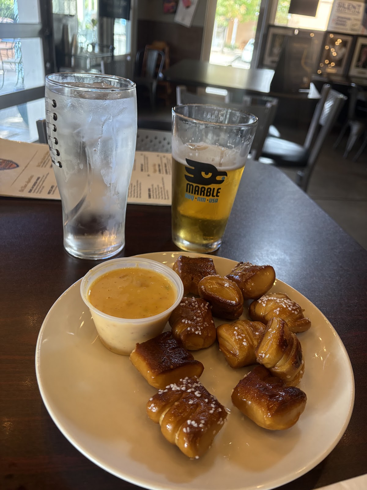 Two Cranes Bistro & Brew 3