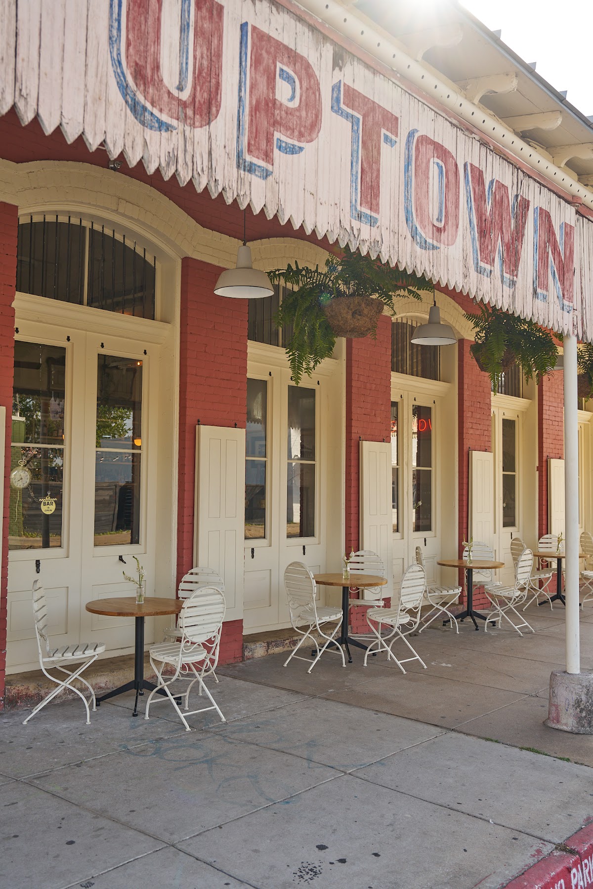 Uptown Sports Club - Romantic date spot in Austin