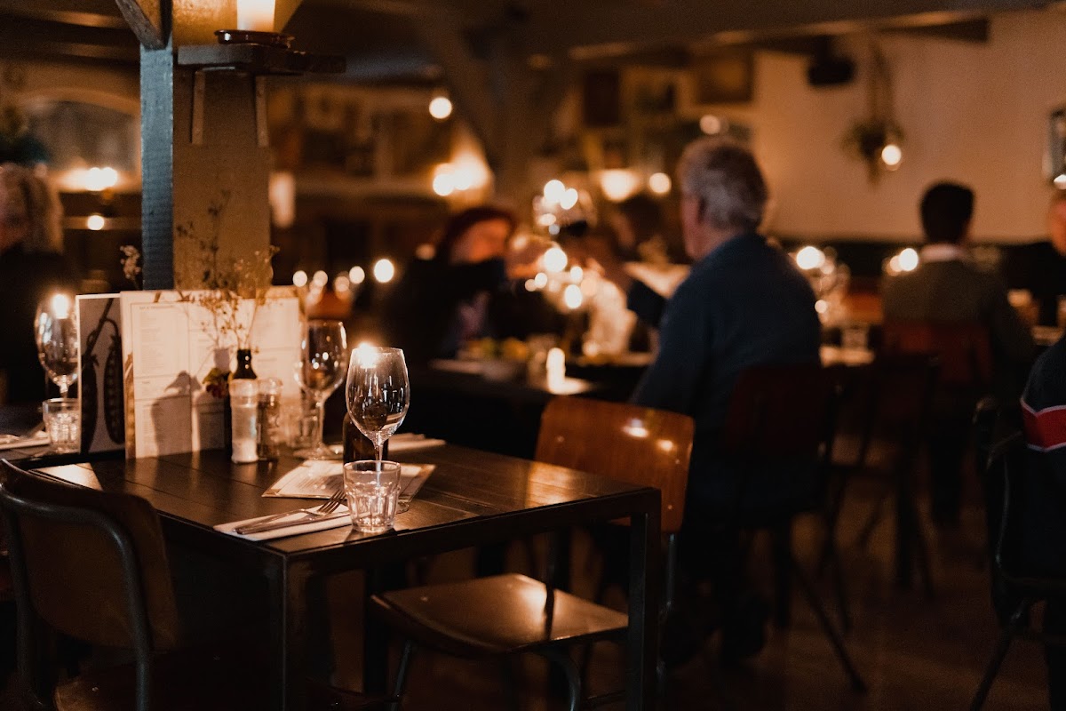 Vergulden Eenhoorn - Romantic date spot in Amsterdam