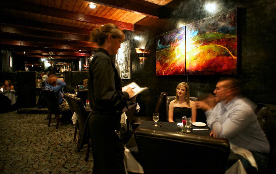 Vernon's Speakeasy, Foto 1