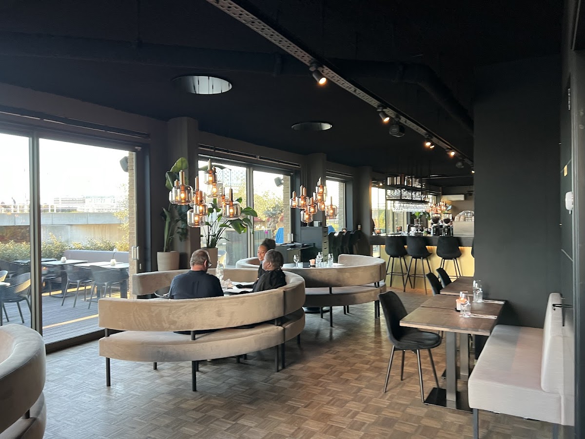 Vlees & Co Amsterdam - Romantic date spot in Amsterdam