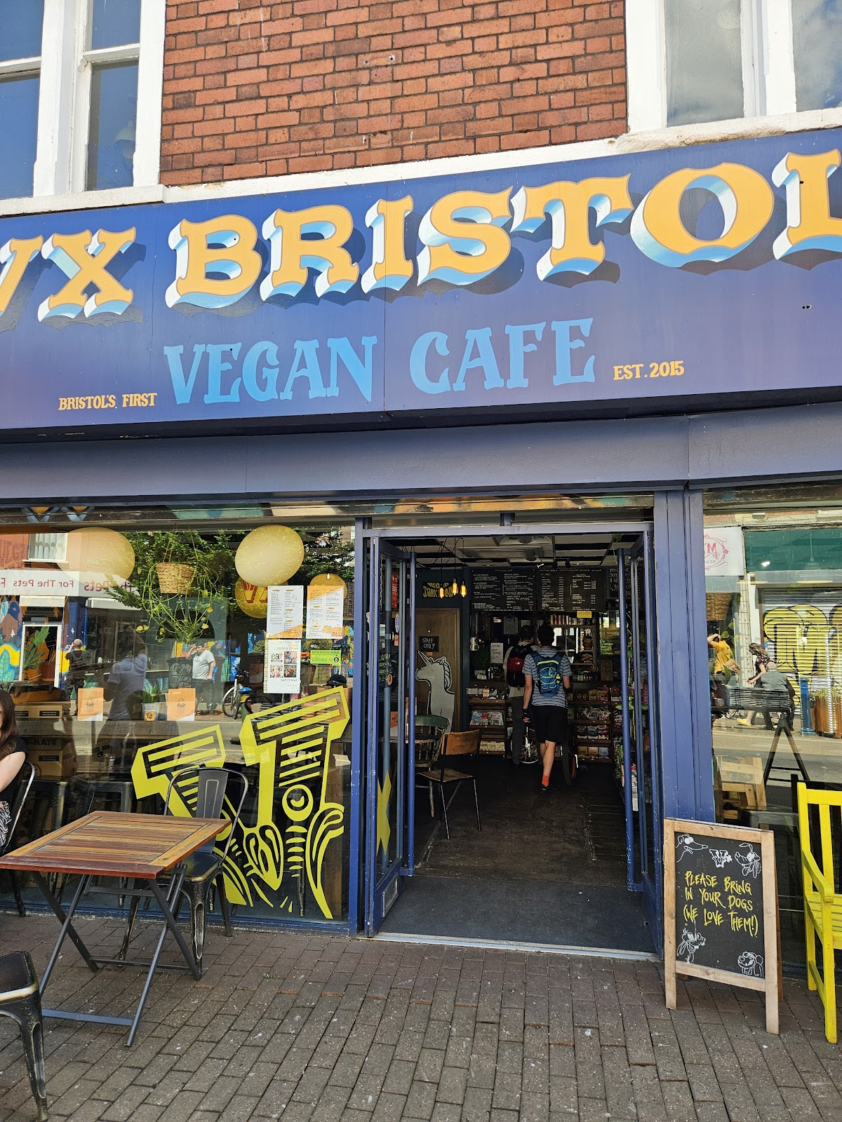 VX Bristol, Foto 3