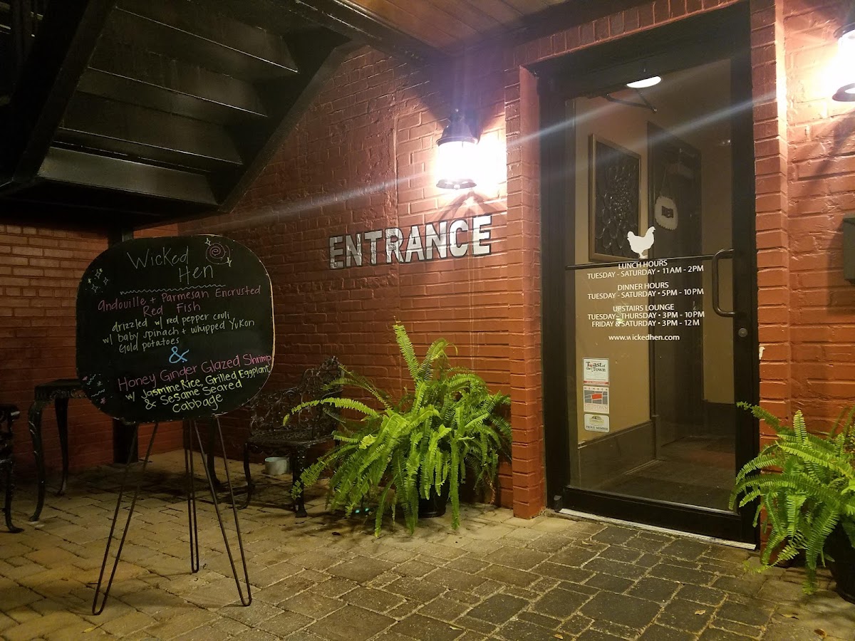 Wicked Hen Restaurant, foto 1