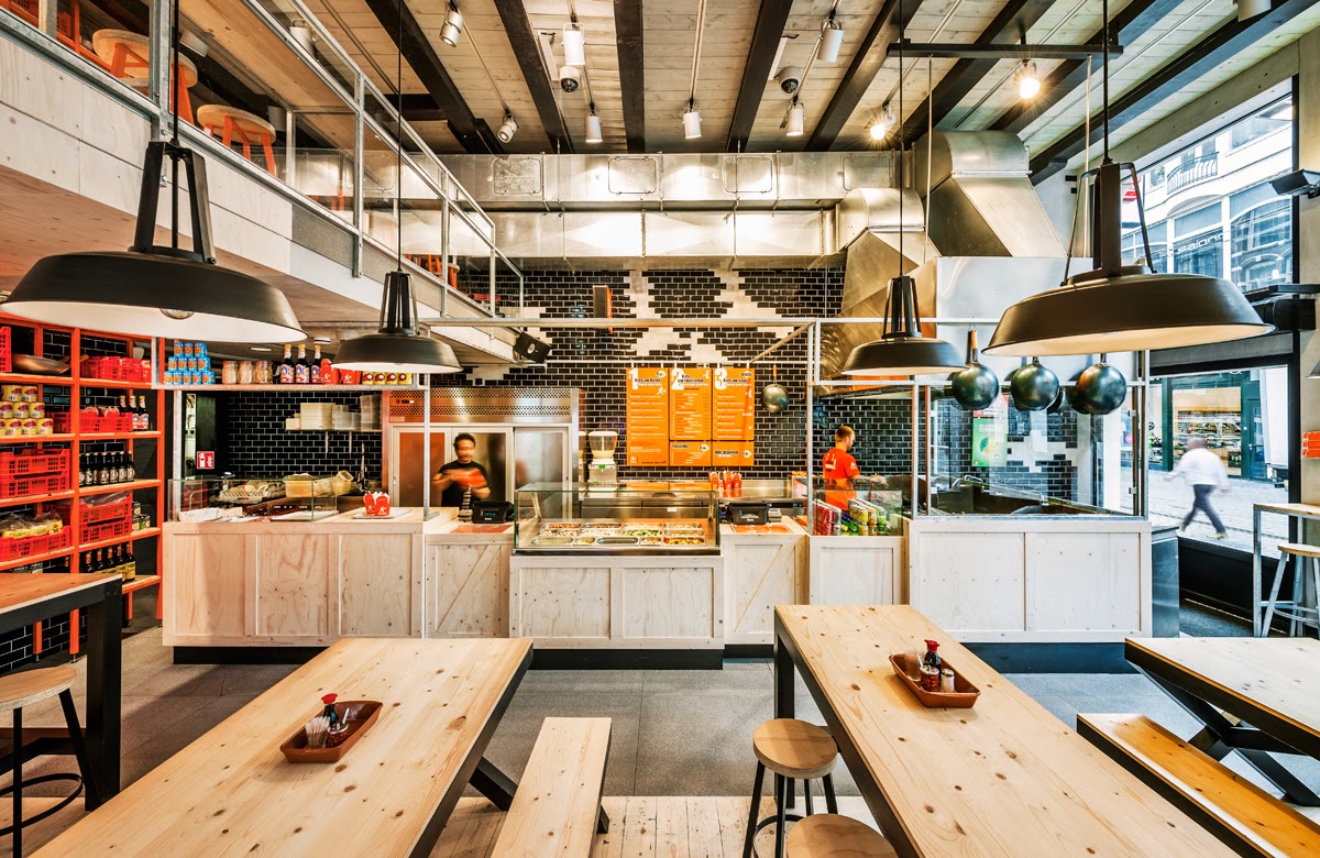 Wok to Walk Leidsestraat - Romantic date spot in Amsterdam