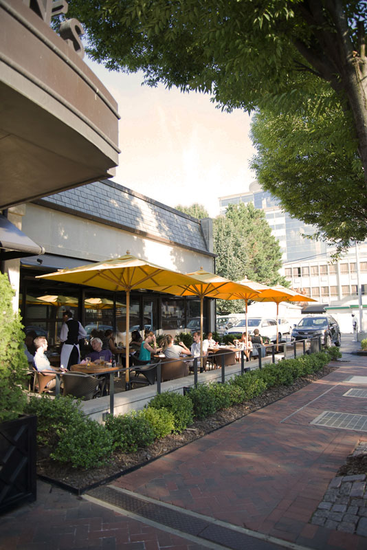 Woodmont Grill, foto 1