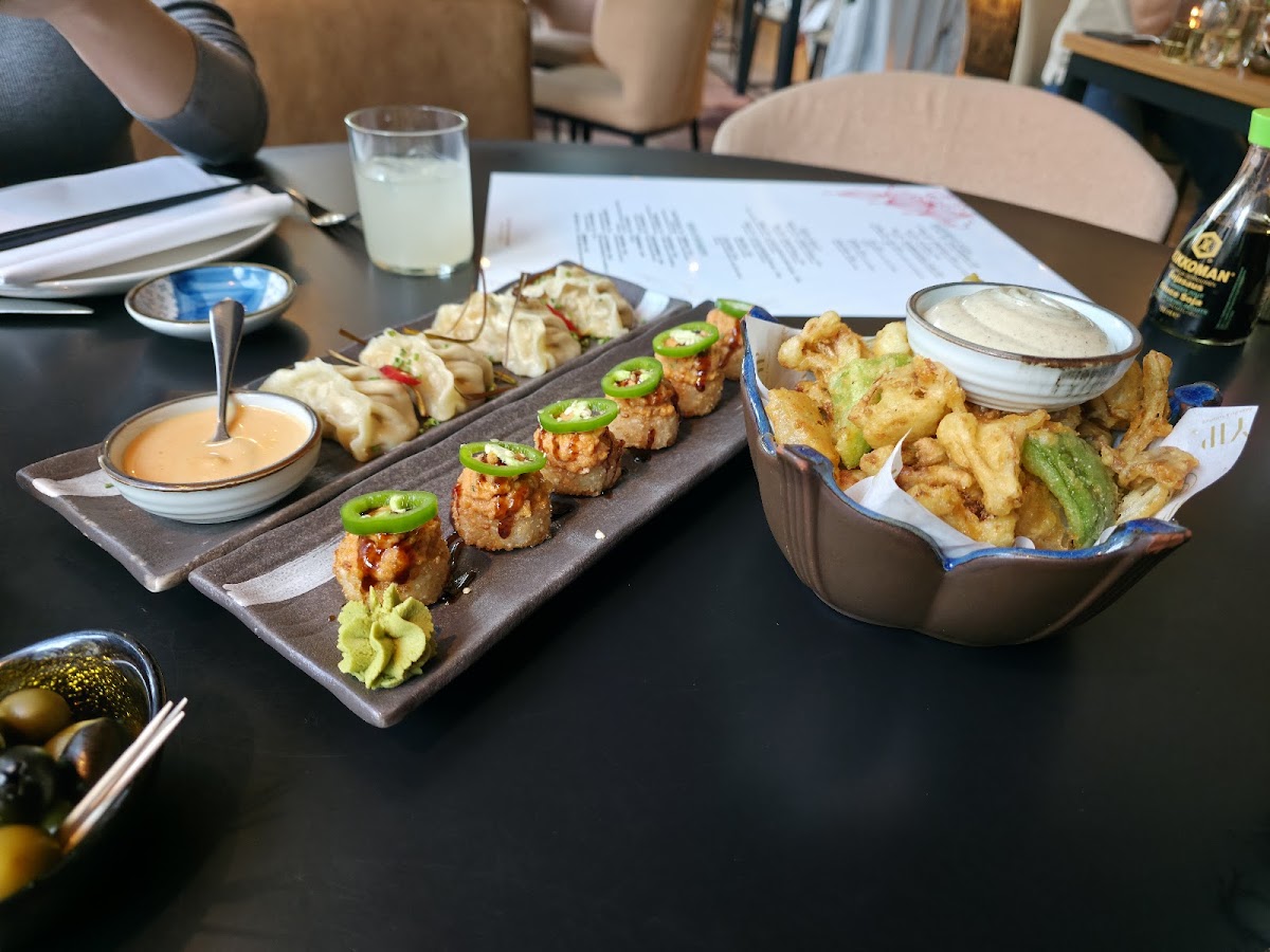 Yip Asian Bar & Restaurant, photo 2
