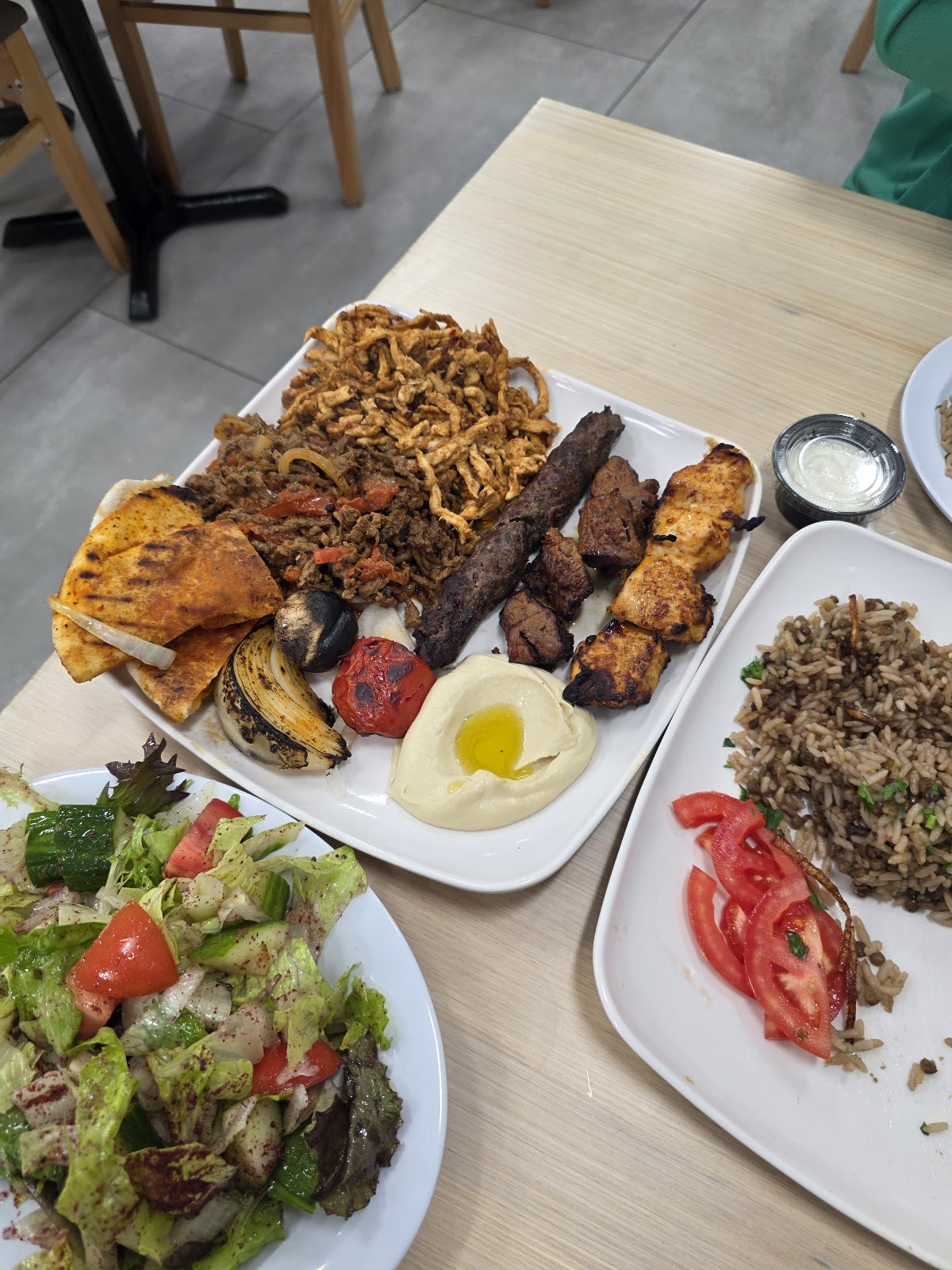 Zaatar Mediterranean Cuisine, Foto 2