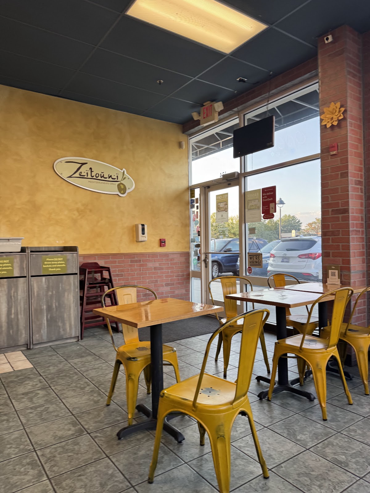 Zeitouni Mediterranean Grill 4